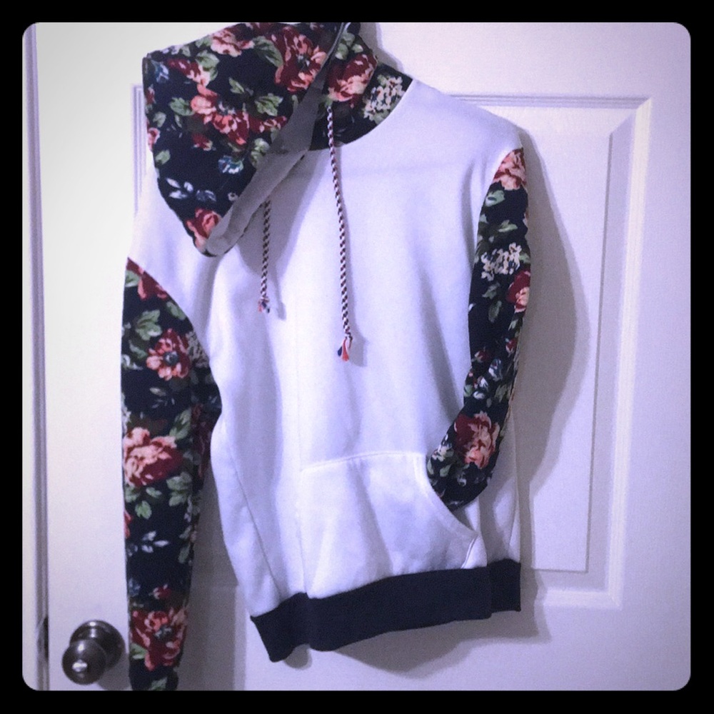 Floral print hoodie